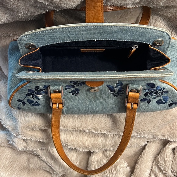 CHRISTIAN DIOR 2005 Detective Collection Baguette - Picture 5 of 16